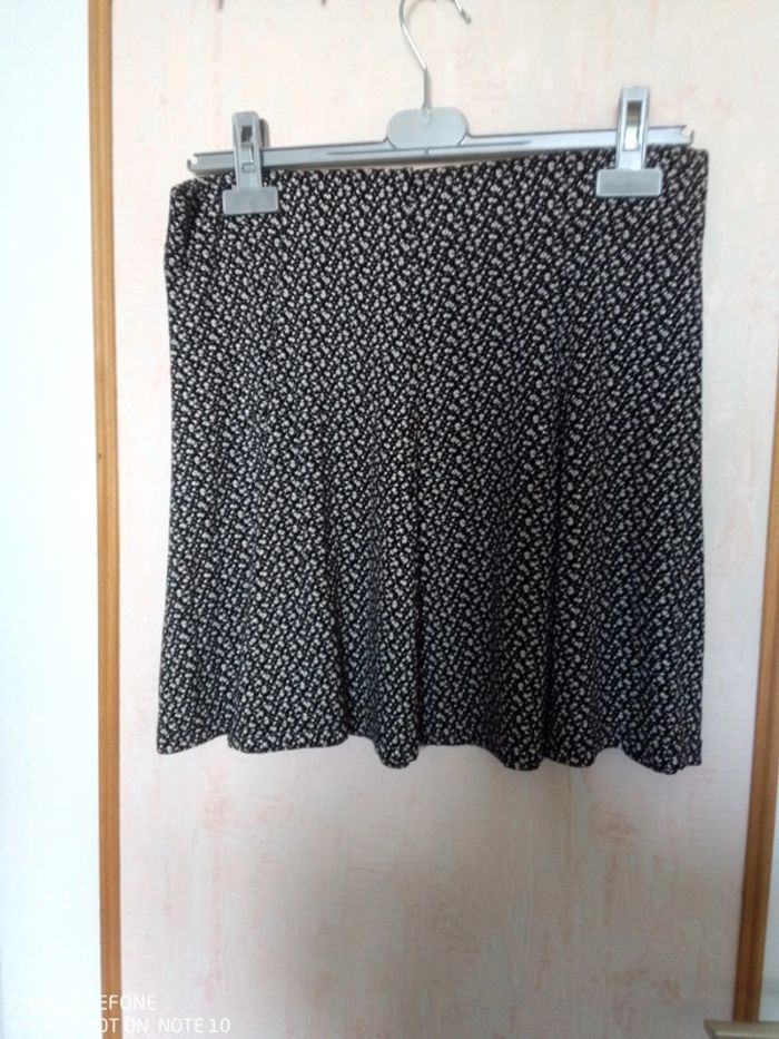 Jupe courte volante taille 2 - photo numéro 2