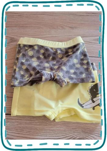 Lot 2 mailot de bain