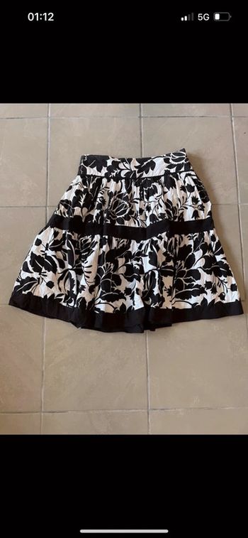 Jupe mi longue évasée Zara