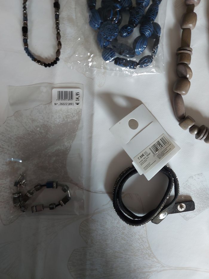 Lot bijoux 3 - photo numéro 5
