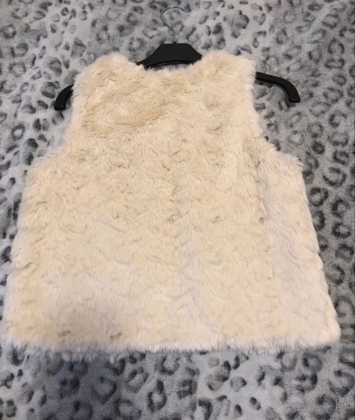 Veste en fausse fourrure H&M - Taille 10 Ans - photo numéro 2