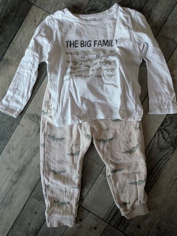 Ensemble pull et pantalon 24 mois