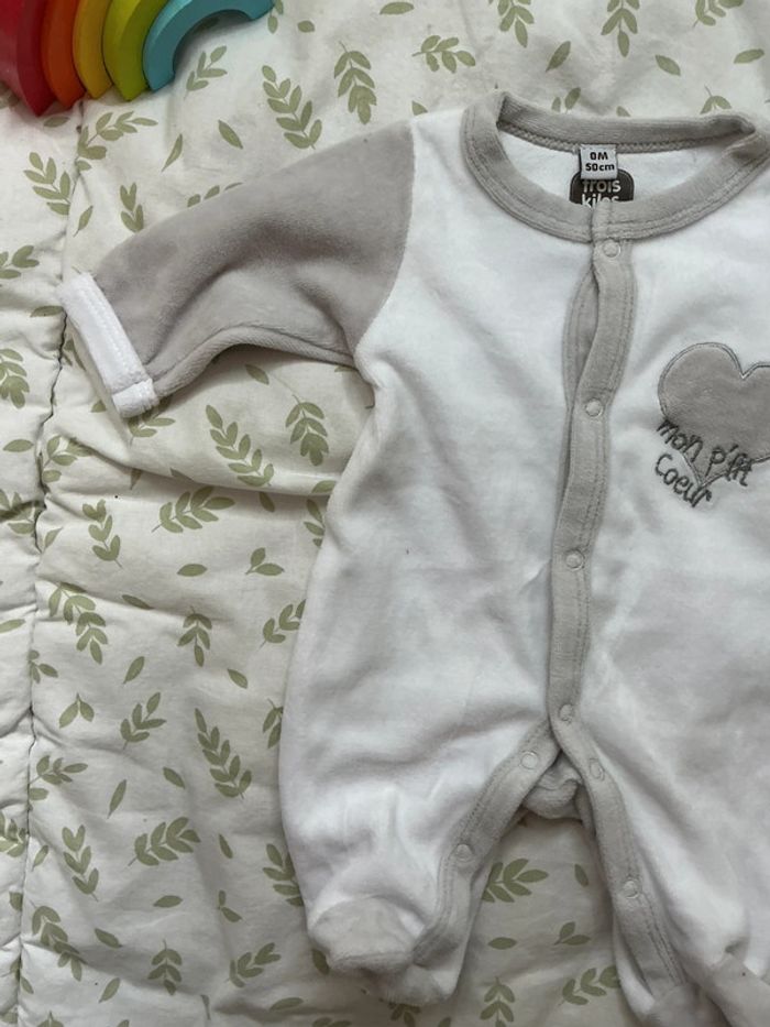 pyjama grenouillère en velours blanc et gris 3 mois ouverture devant 3 kilos sept - photo numéro 5