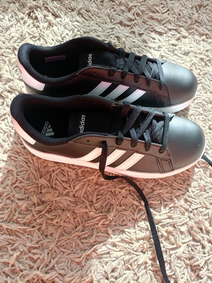 Basket adidas - photo numéro 2