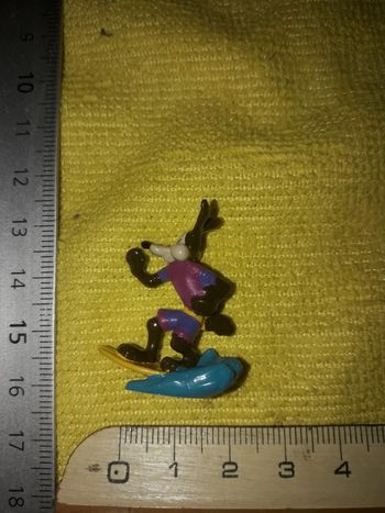 Will coyote beep beep figurine