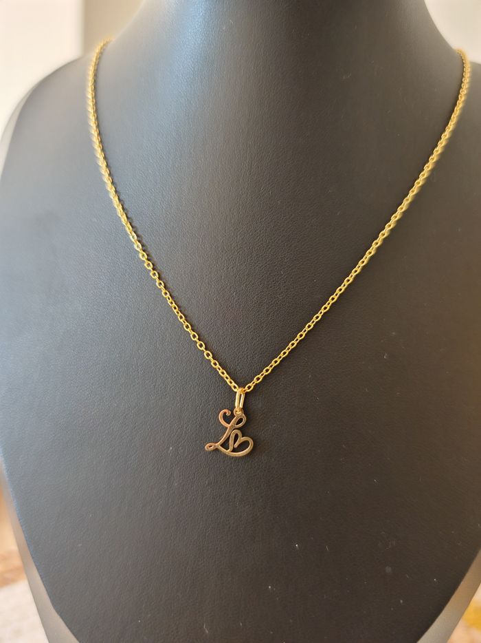 Pendentif acier inoxydable Lettre L prêt à offrir - photo numéro 2