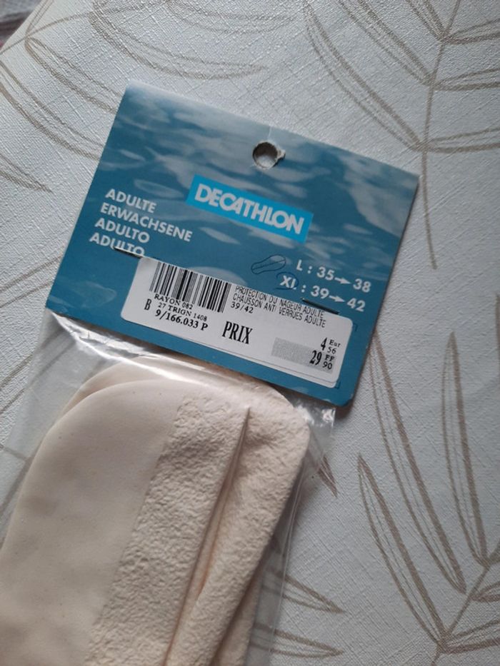 Chaussons piscineT39/42 - photo numéro 3