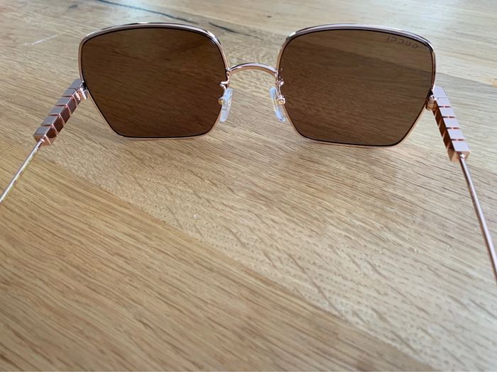Solaire GUCCI neuve - photo numéro 10