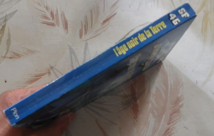 L'âge noir de la Terre de Jimmy Guieu n°46 Plon - photo numéro 3