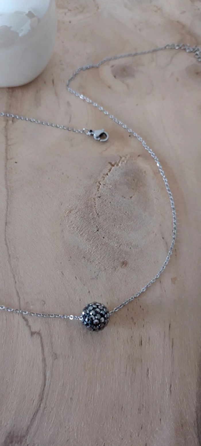 Collier boule strass noir - photo numéro 2