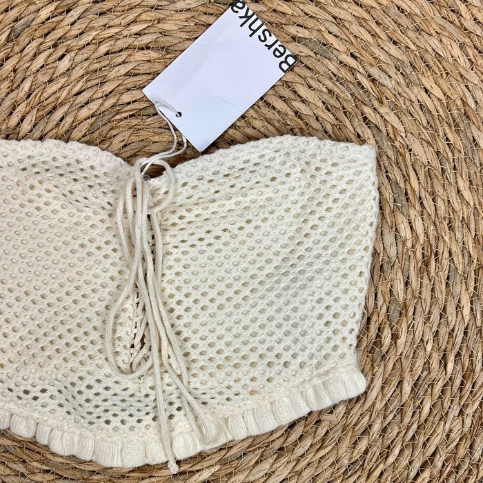 Top bustier crochet crème Bershka - taille 34 - neuf avec étiquette - photo numéro 3