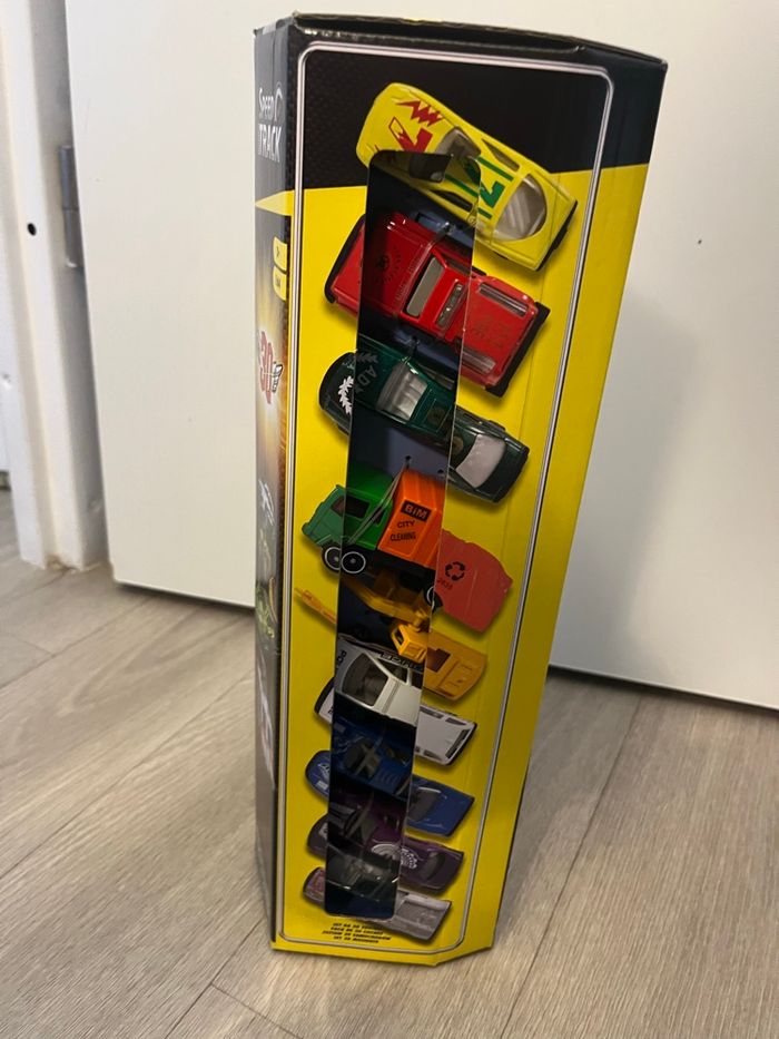 Lot de 30 voitures - photo numéro 4