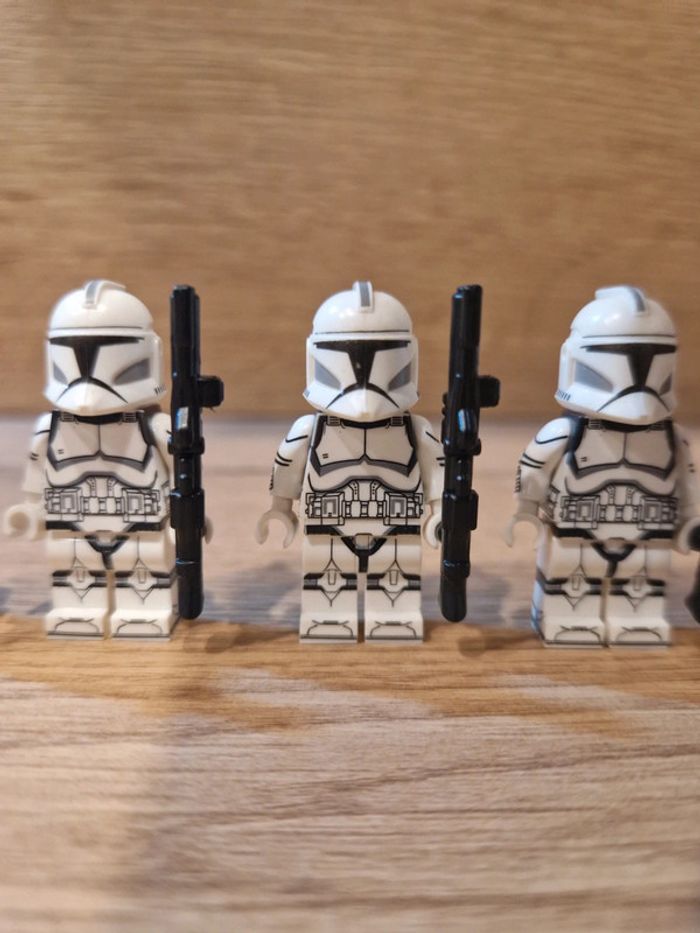 Figurines type lego 4 clones première génération star wars - photo numéro 2