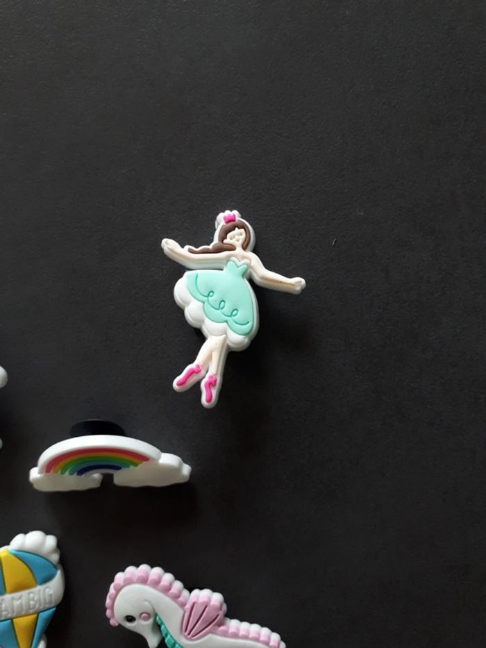 Lot de 5 breloques neuves pour Crocs - photo numéro 3