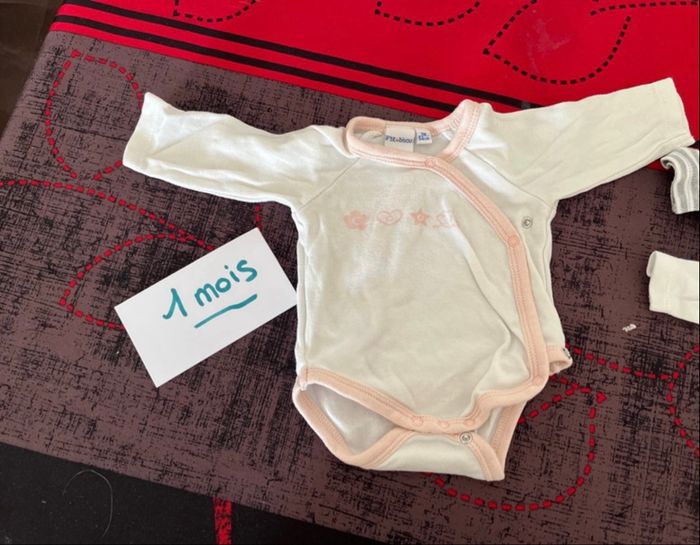 Lot Bodies - photo numéro 2