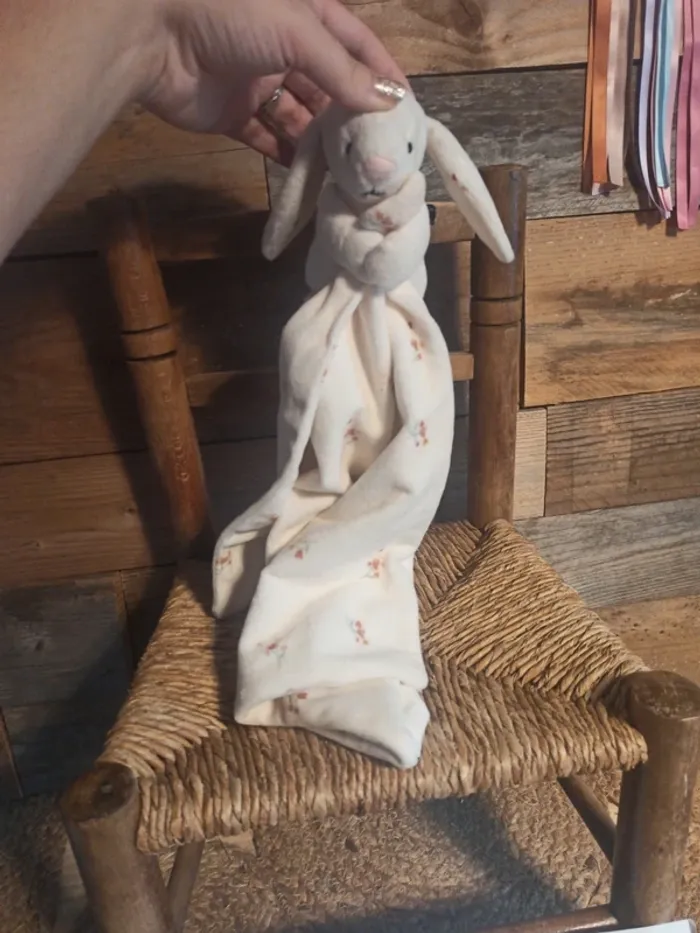 Doudou lapin écru fleurs Primark tbe - photo numéro 5