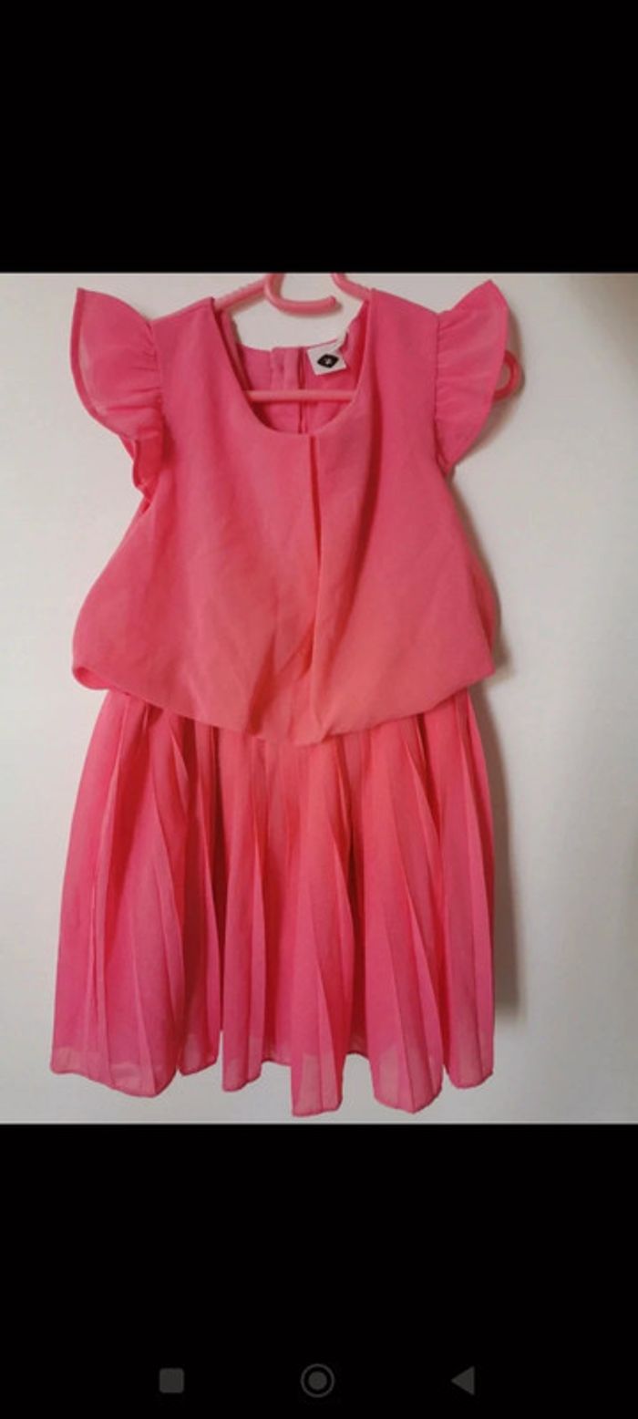 Robe manches courtes