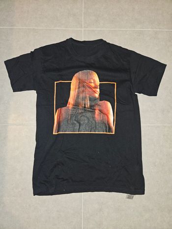 Tee-shirt