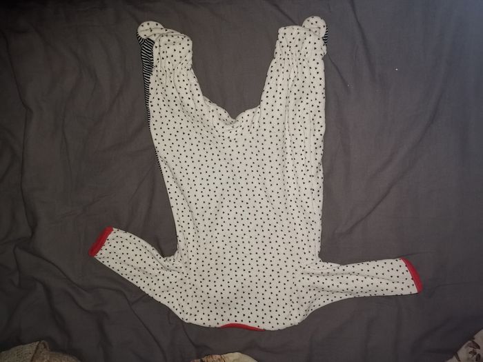 Pyjama 3 mois - photo numéro 3