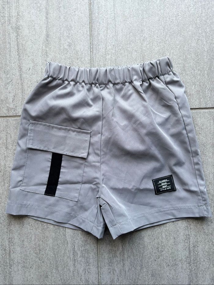 Short gris