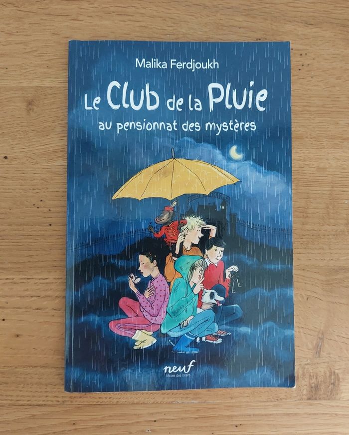 Le club de la pluie au pensionnat des mystères