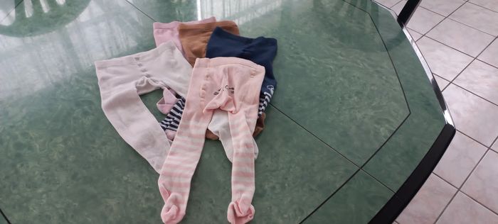 Lot 10 vêtements bébé 6 mois - photo numéro 2