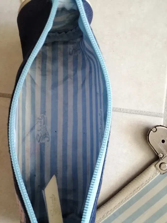 Cartable et trousse fille - photo numéro 3
