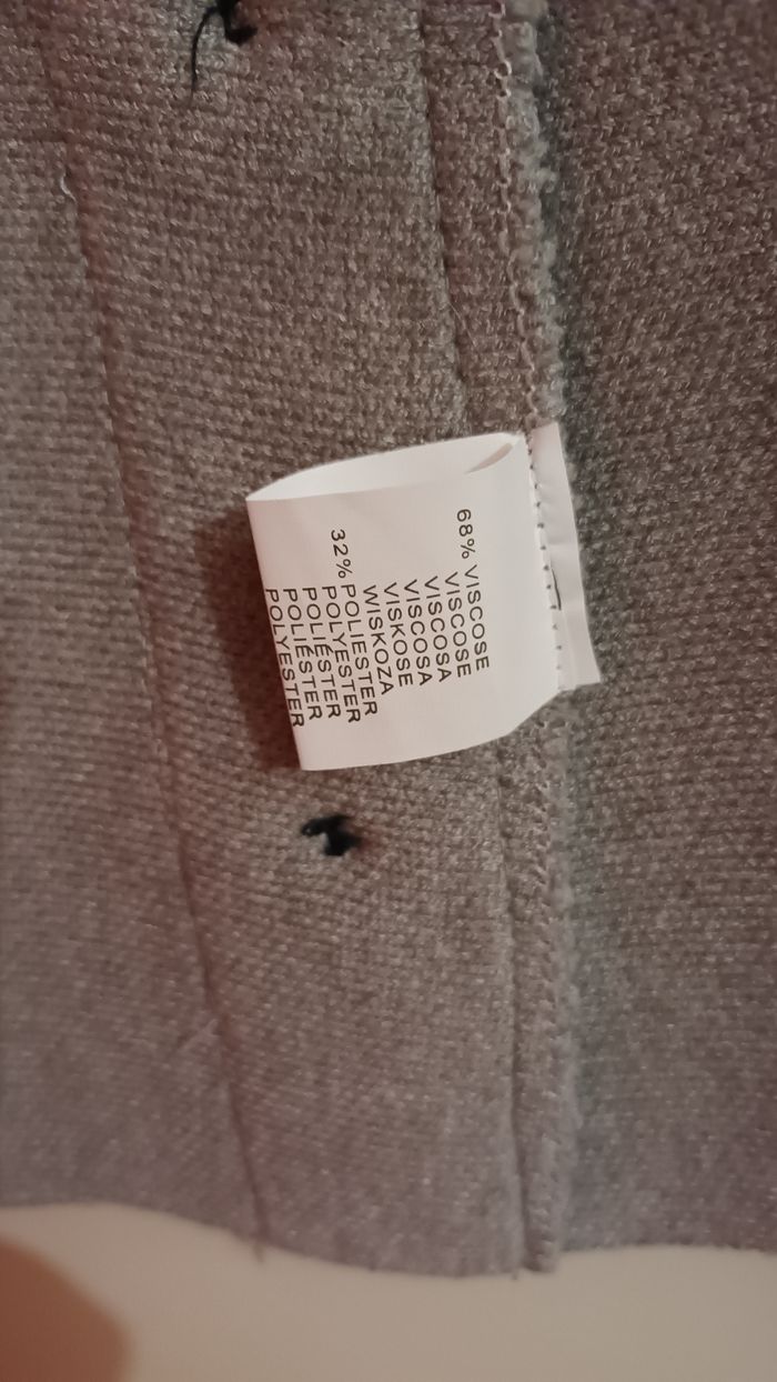 Jupe courte gris clair - photo numéro 5