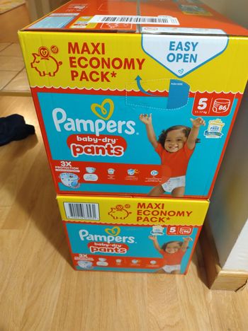 172 couches Pampers Baby-Dry Pants taille 5 (2 cartons de 86 couches) ✨