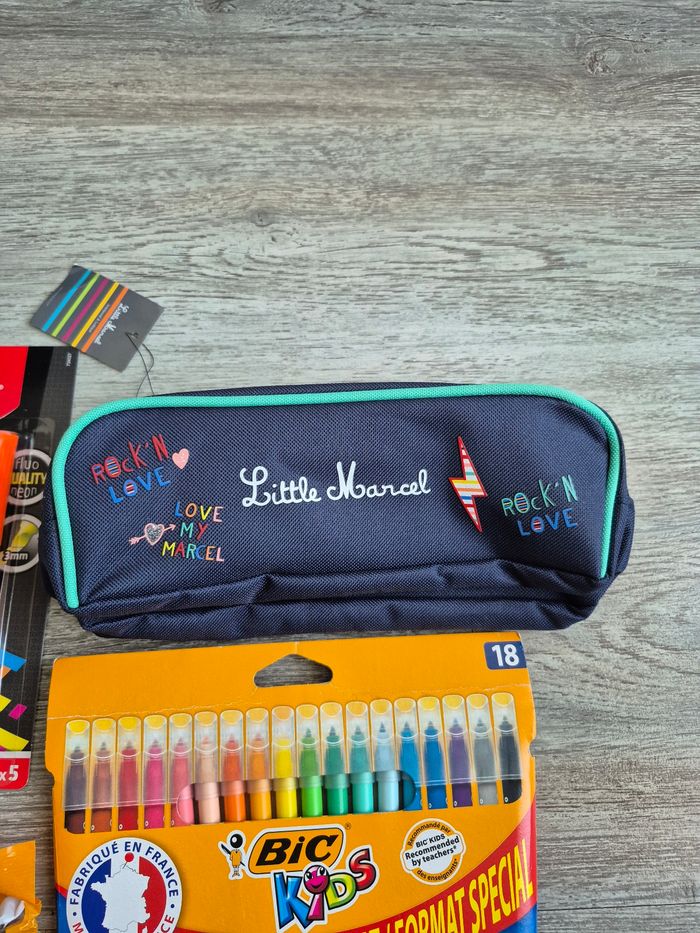 Lot fournitures scolaires stylos crayon trousse règle colle gomme etc - photo numéro 4