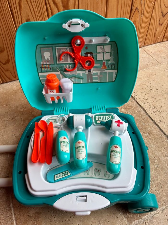 Valise dentiste - photo numéro 4