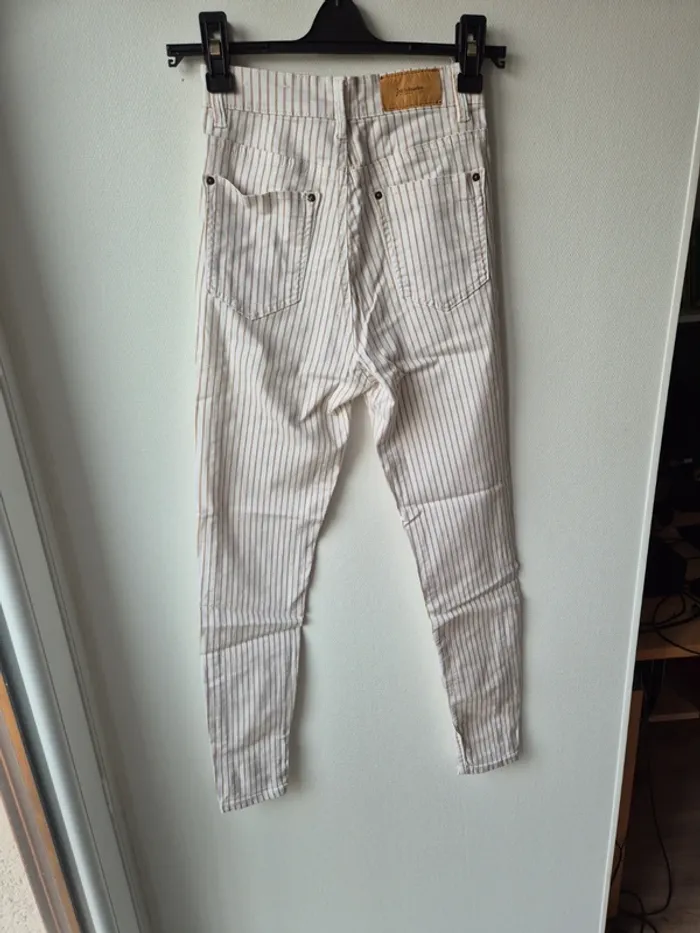 jean taille haute skinny blanc rayé camel stradivarius - photo numéro 8