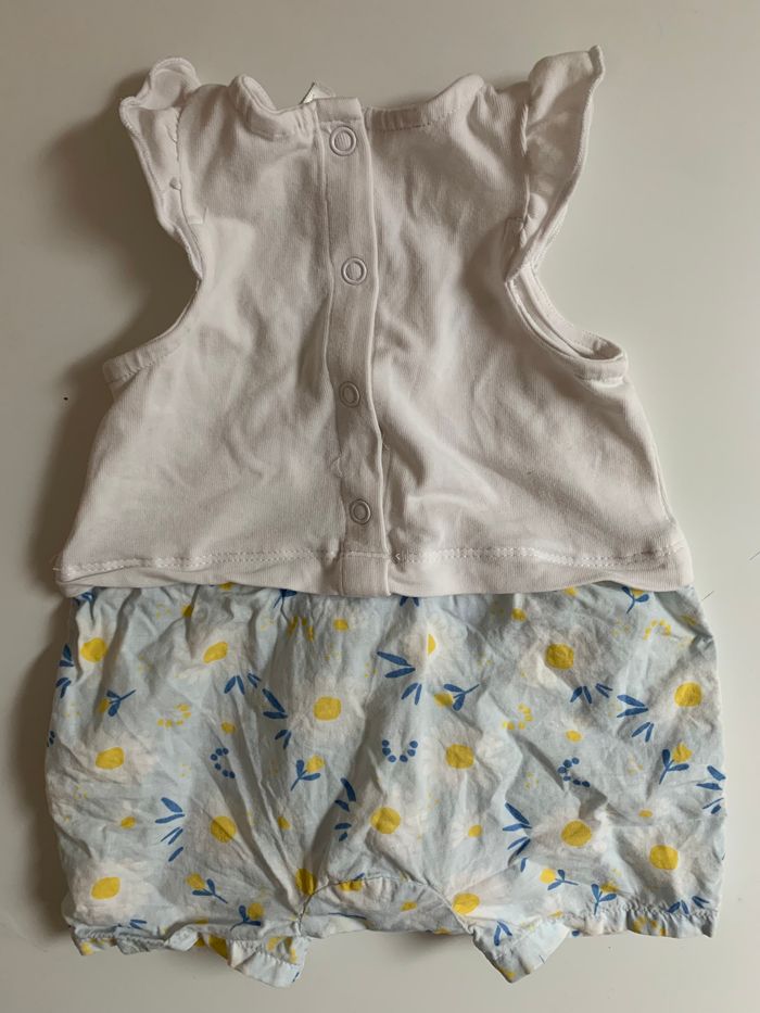 Adorable Combishort orchestra 3 mois marguerite parfait état - photo numéro 5