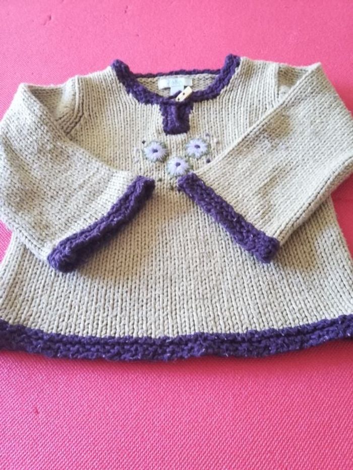 Pull à col en V, en laine fille 76-84 cms ZARA