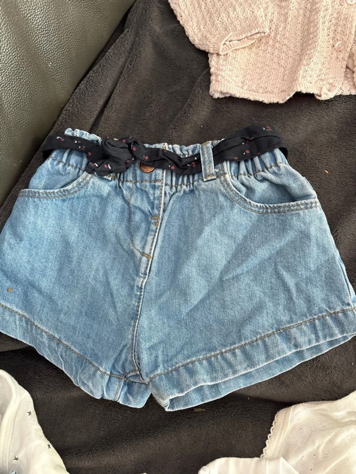 Lot de 8 vêtements Kiabi en 9 mois - photo numéro 4