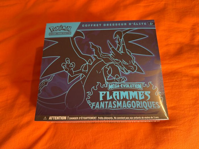 [Neuf/scellé] Pokémon - ETB flammes fantasmagoriques ME02