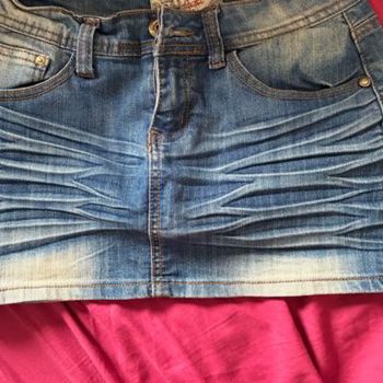 Jupe en jean Taille M - 4€