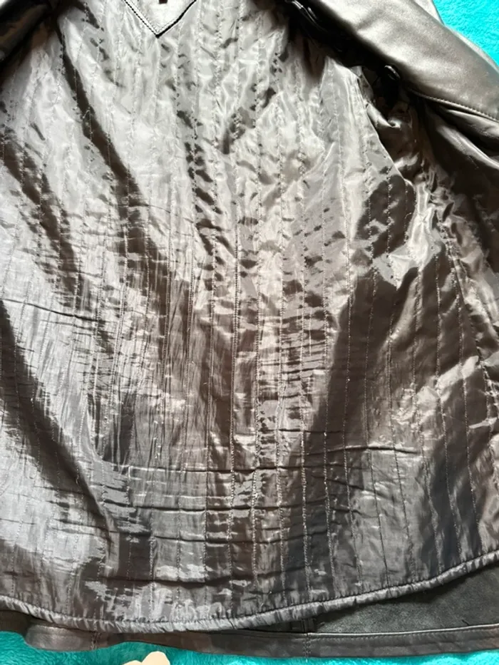 Veste longue en cuir noir - photo numéro 12