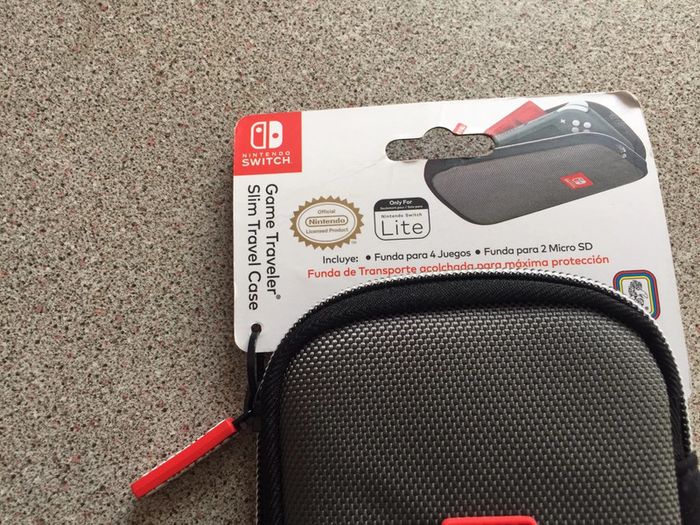 Pochette de protection Switch Neuve - photo numéro 3