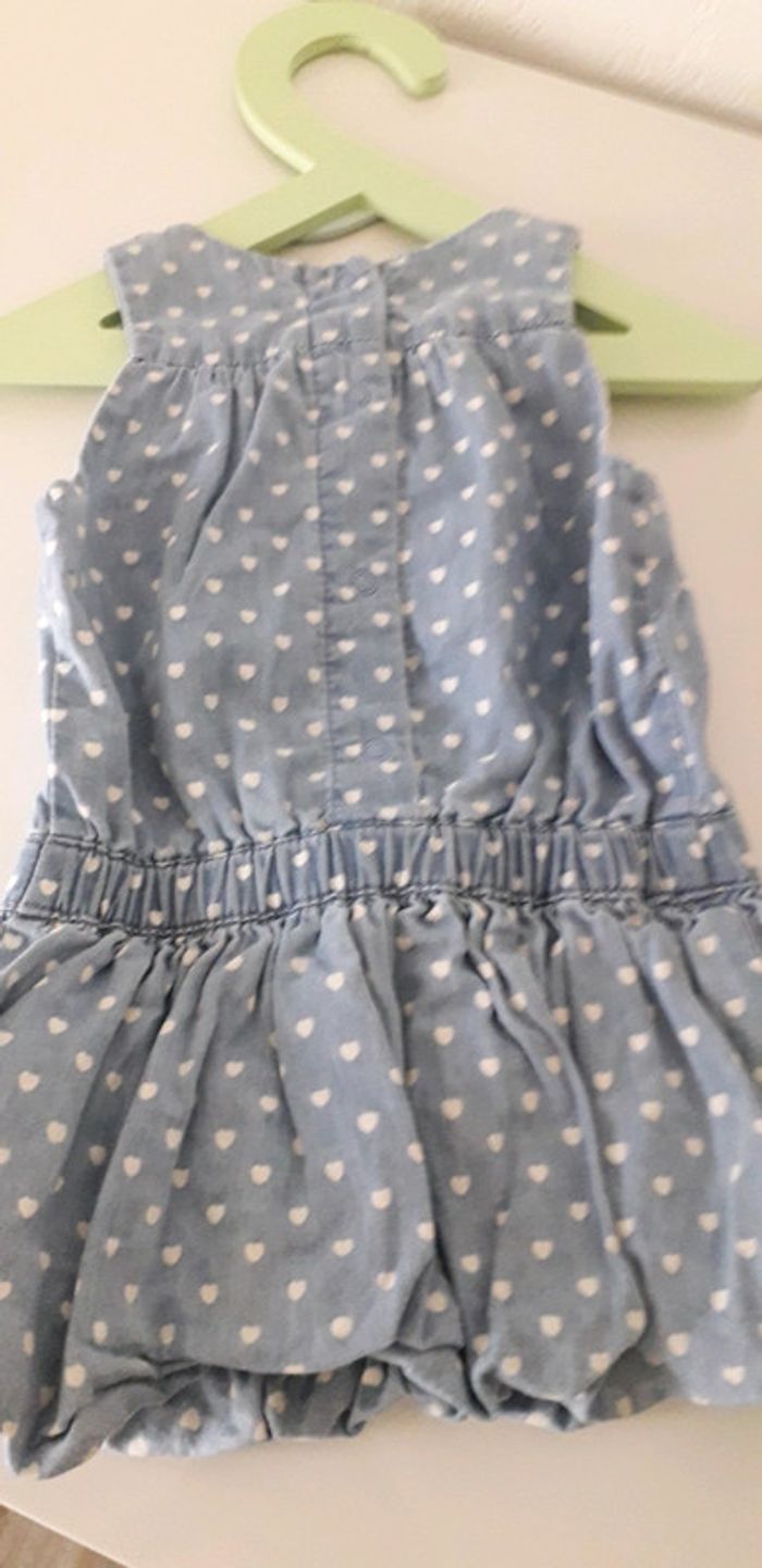 Robe 1 mois TBE - photo numéro 10