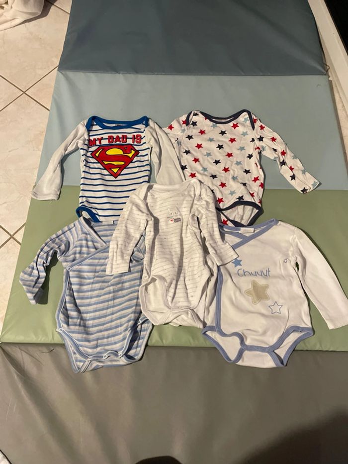 Lot de 5 bodies manches longues 6 mois