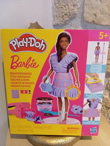 Barbie style fashionista play Doh