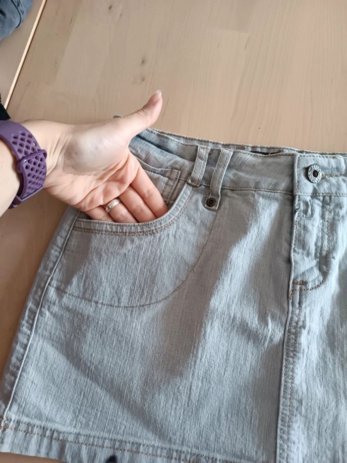 Mini jupe en jean en 38 - photo numéro 2