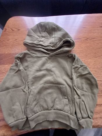 Pull capuche