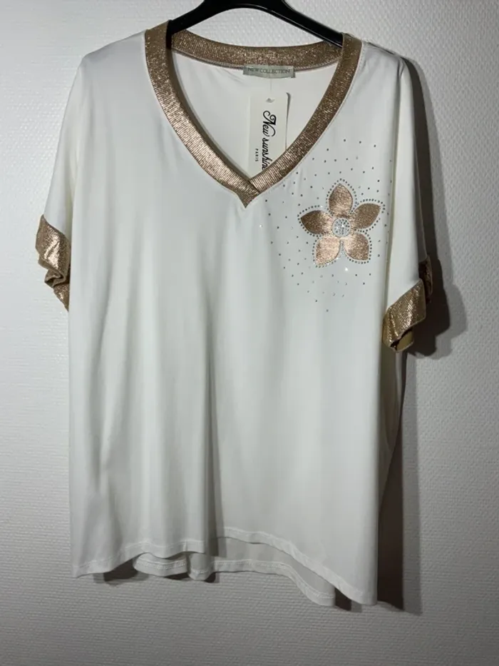 T-shirt « fleurs » femme taille unique (38-44)- new sunshine - neuf avec étiquette