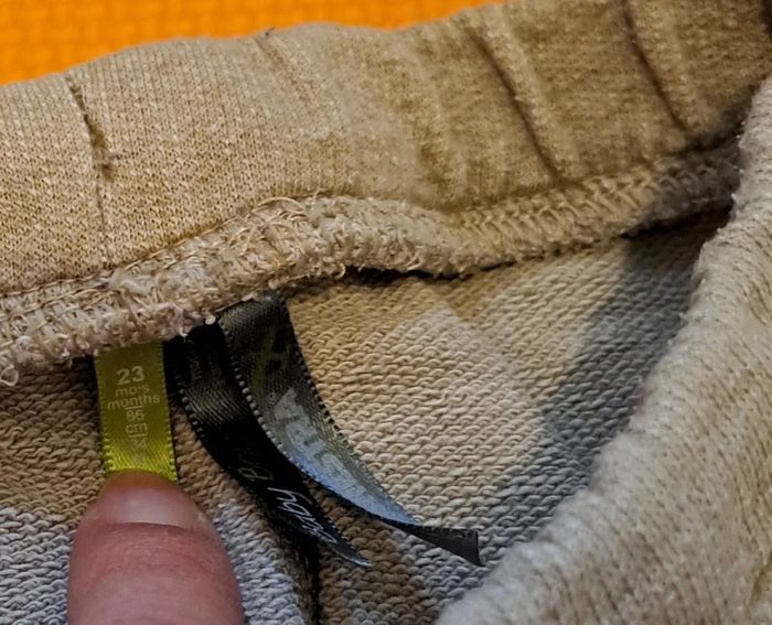 Short bermuda beige crocodile, orchestra, taille 23 mois (86 cm) - photo numéro 3