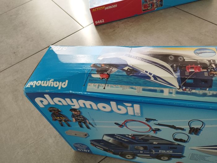 Playmobil police avec fourgon et vedette - photo numéro 3