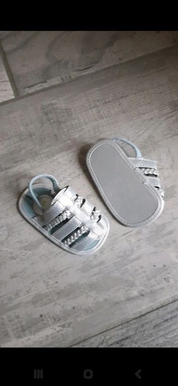 Chaussure 6/12 mois