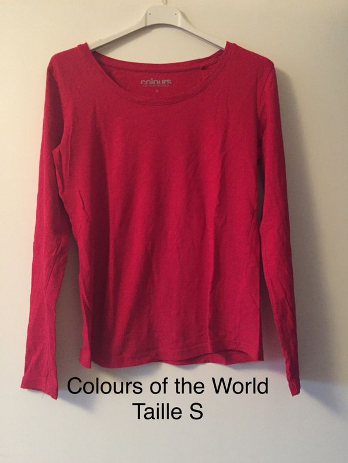 T-shirt manches longues rouge Colours of The World Taille S