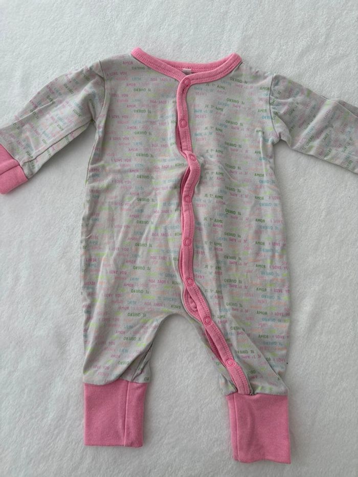 Pyjama je t’aime dans plusieurs langues 3 mois